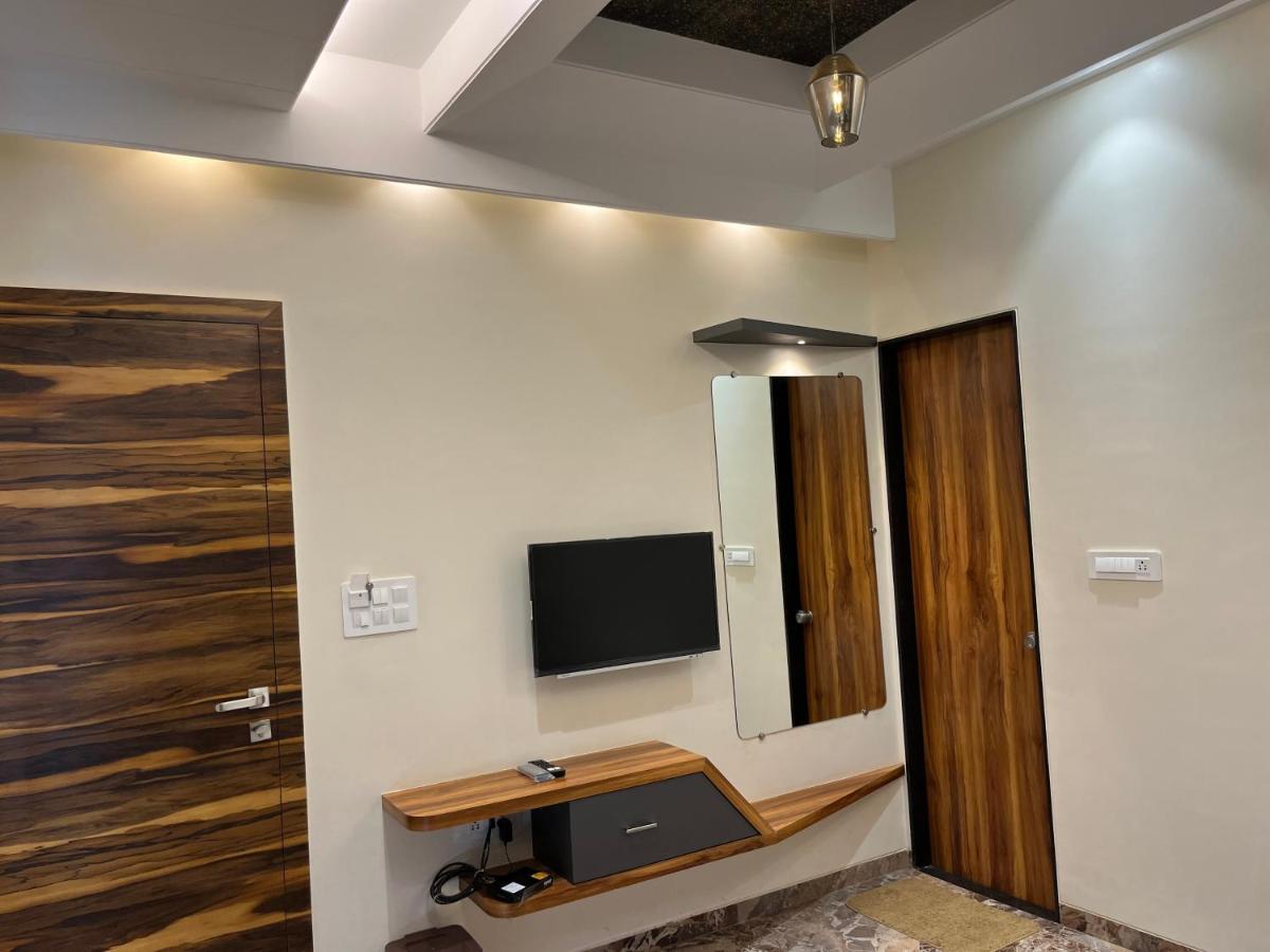 Hotel Aryadeep Phardāpur Exterior foto